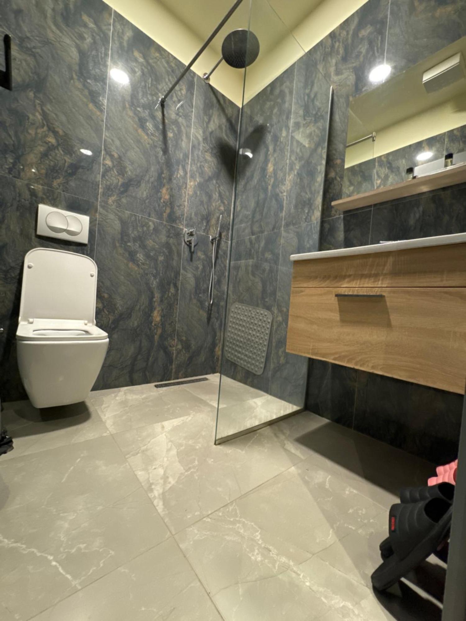Hotel Tirona Τίρανα Εξωτερικό φωτογραφία