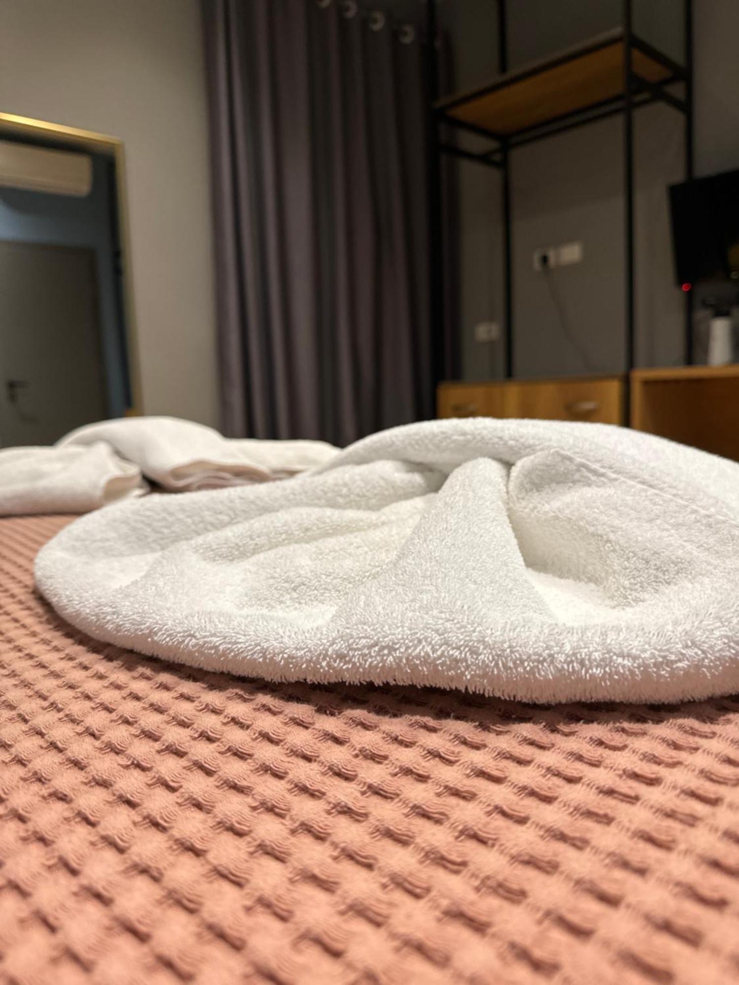 Hotel Tirona Τίρανα Εξωτερικό φωτογραφία